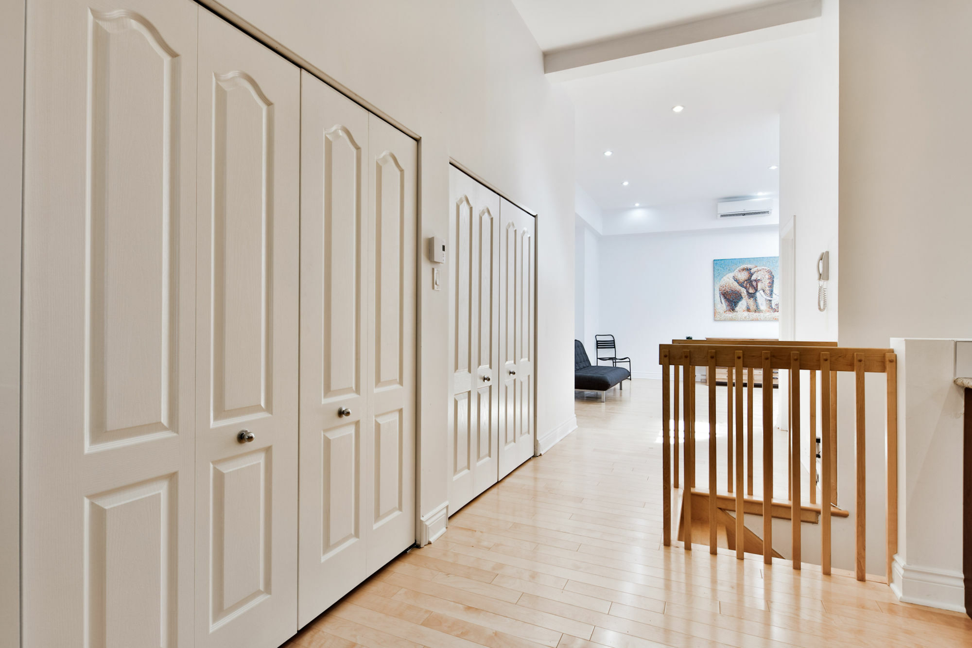 Le St-Lau Loft Apartment มอนทรีอัล ภายนอก รูปภาพ