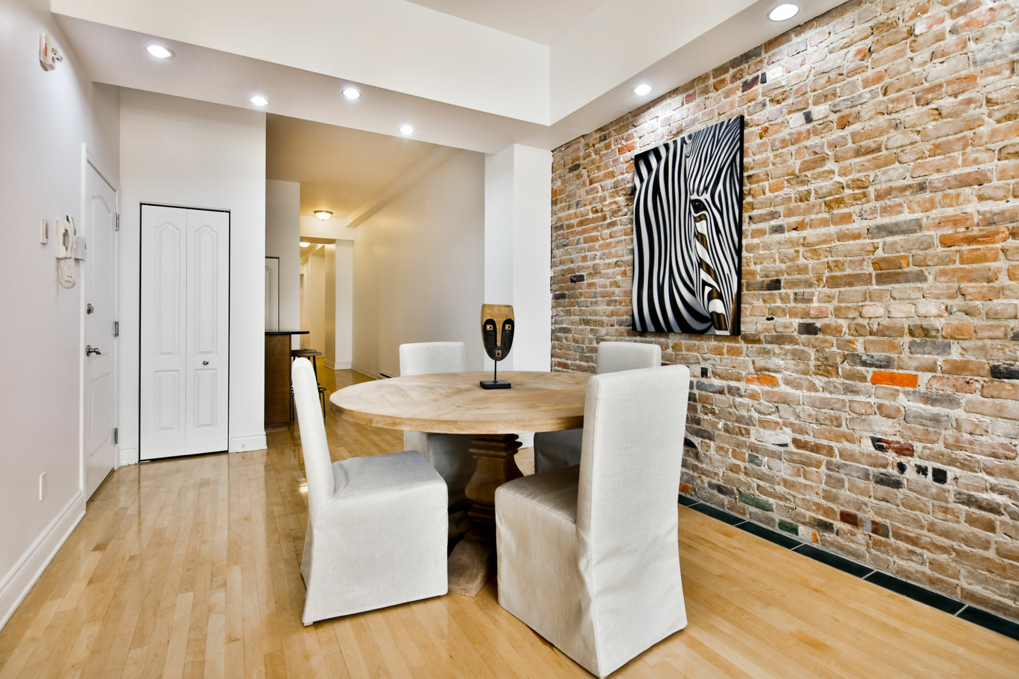 Le St-Lau Loft Apartment มอนทรีอัล ภายนอก รูปภาพ