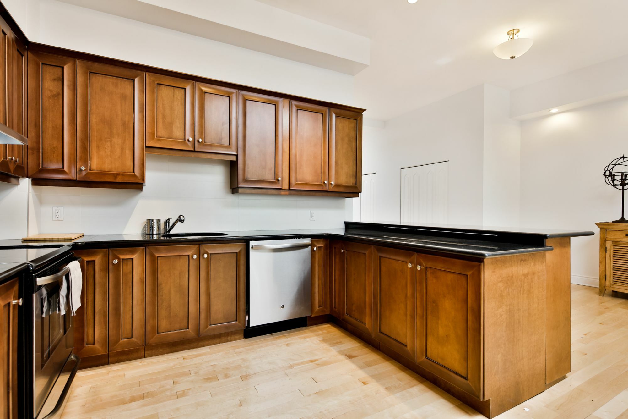 Le St-Lau Loft Apartment มอนทรีอัล ภายนอก รูปภาพ
