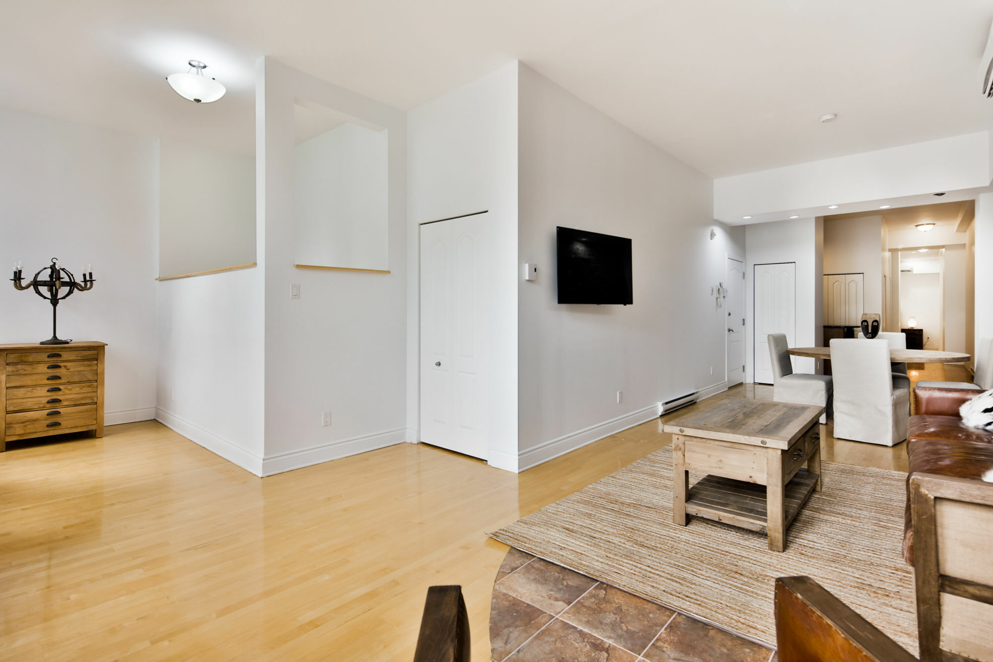 Le St-Lau Loft Apartment มอนทรีอัล ภายนอก รูปภาพ