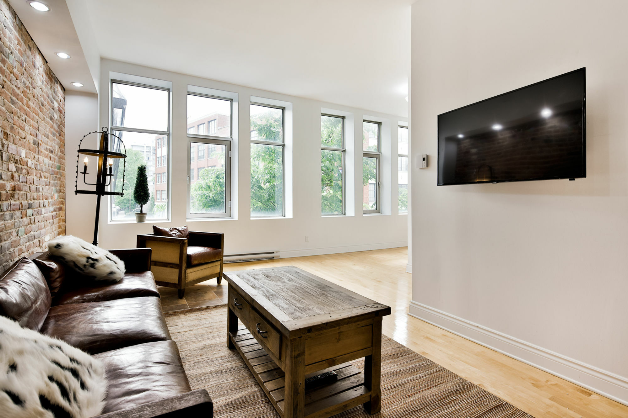 Le St-Lau Loft Apartment มอนทรีอัล ภายนอก รูปภาพ