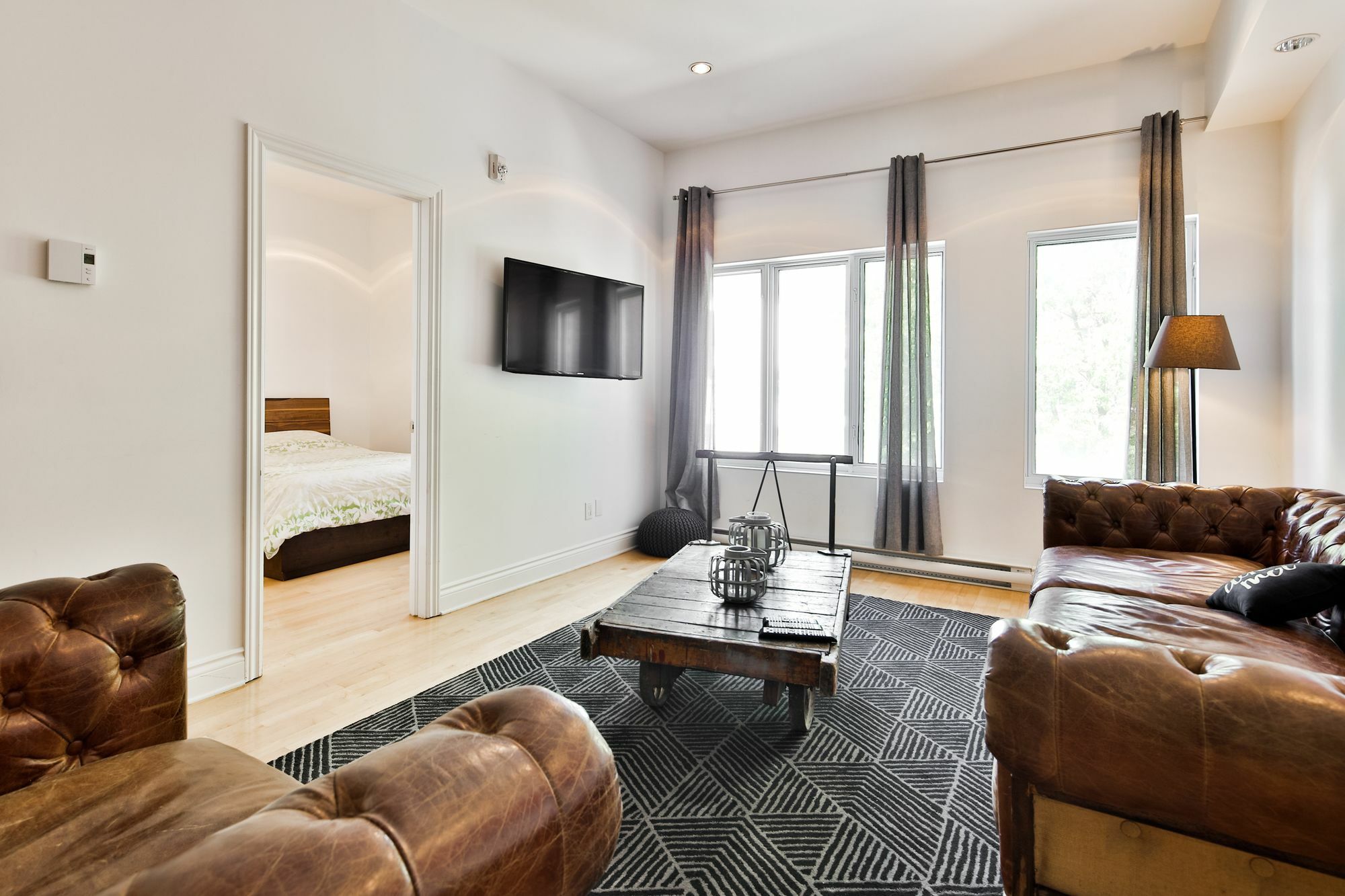 Le St-Lau Loft Apartment มอนทรีอัล ภายนอก รูปภาพ